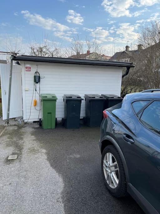 Villa Tiny House! Västervik Esterno foto
